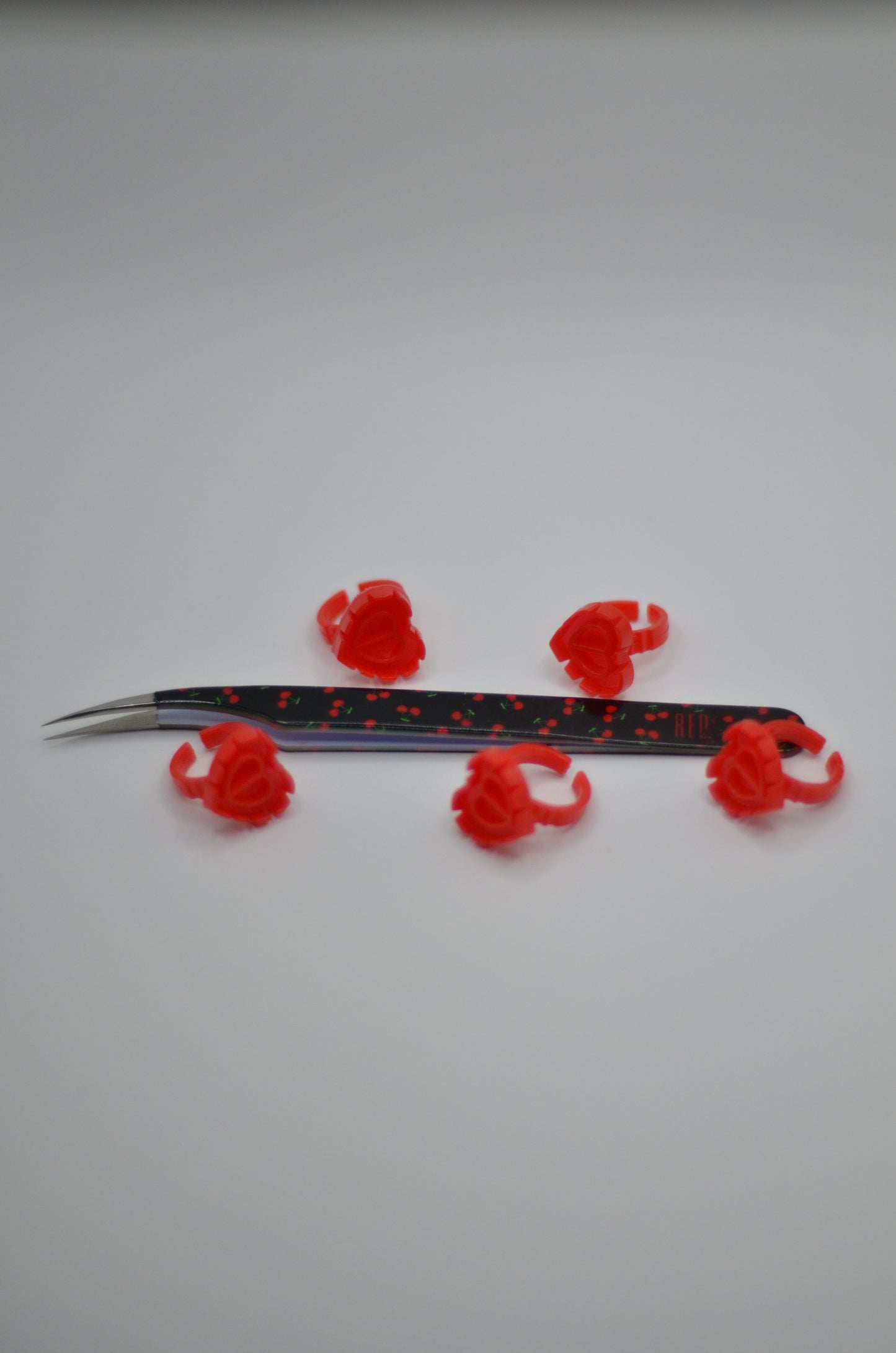 Black Cherry Isolation Tweezer